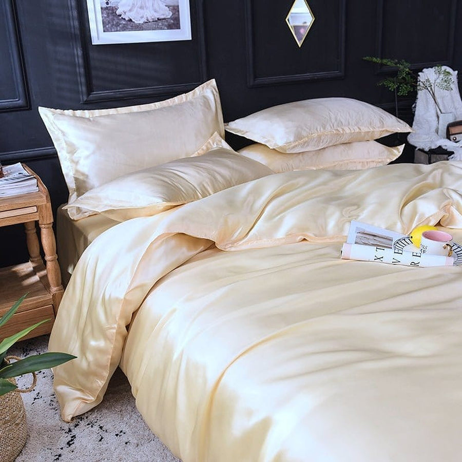 Bedding Set – Satin – Bouclé Sand