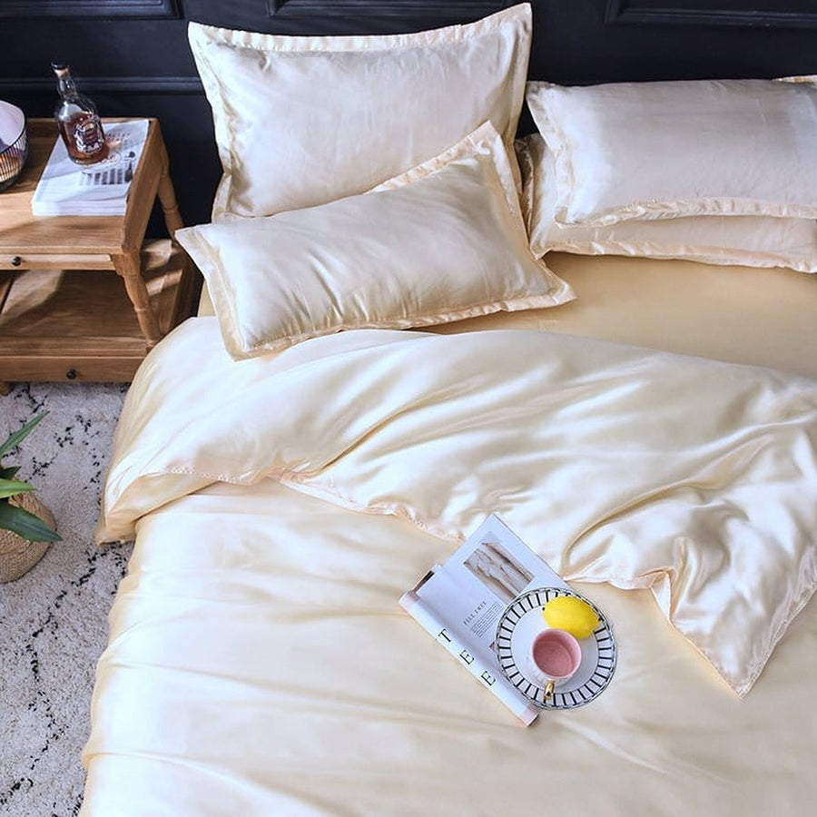 Bedding Set – Satin – Bouclé Sand