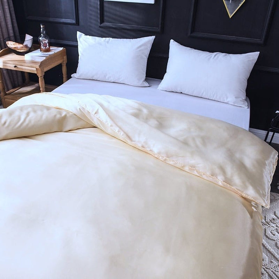Bedding Set – Satin – Bouclé Sand