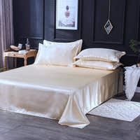 Bedding Set – Satin – Bouclé Sand