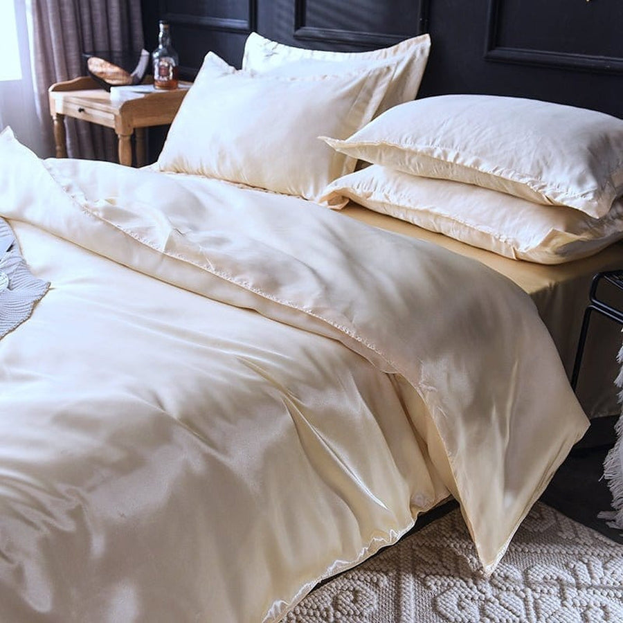 Bedding Set – Satin – Bouclé Sand