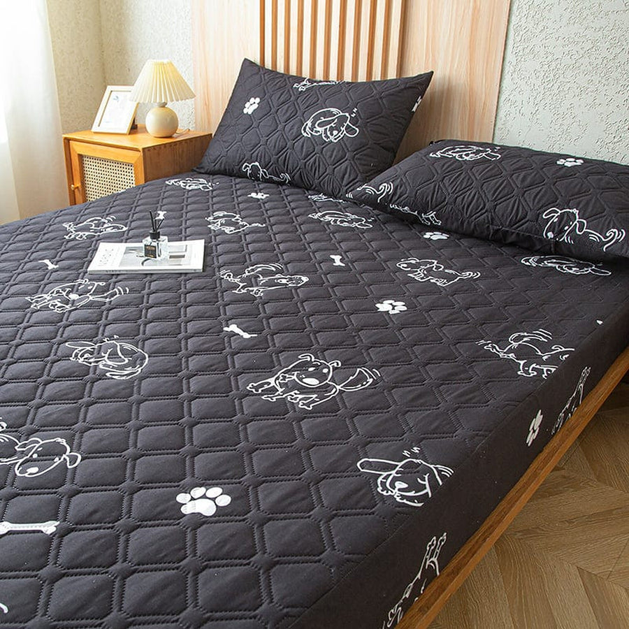 Fitted Sheet – Doggy Print – Ink Black