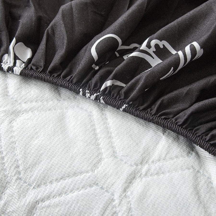 Fitted Sheet – Doggy Print – Ink Black