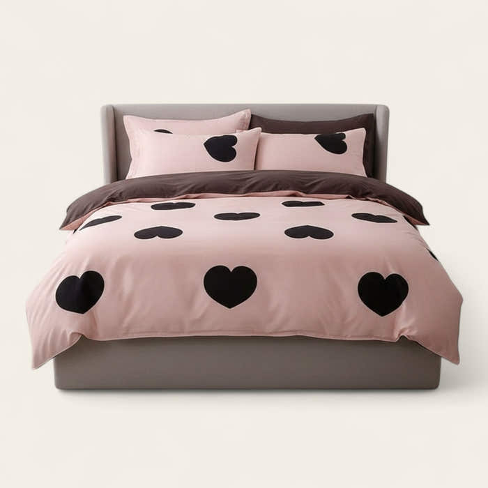 Bedding Set – Heart Print – Soft Blush