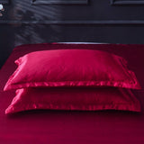 Bedding Set – Satin – Cherry