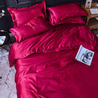Bedding Set – Satin – Cherry