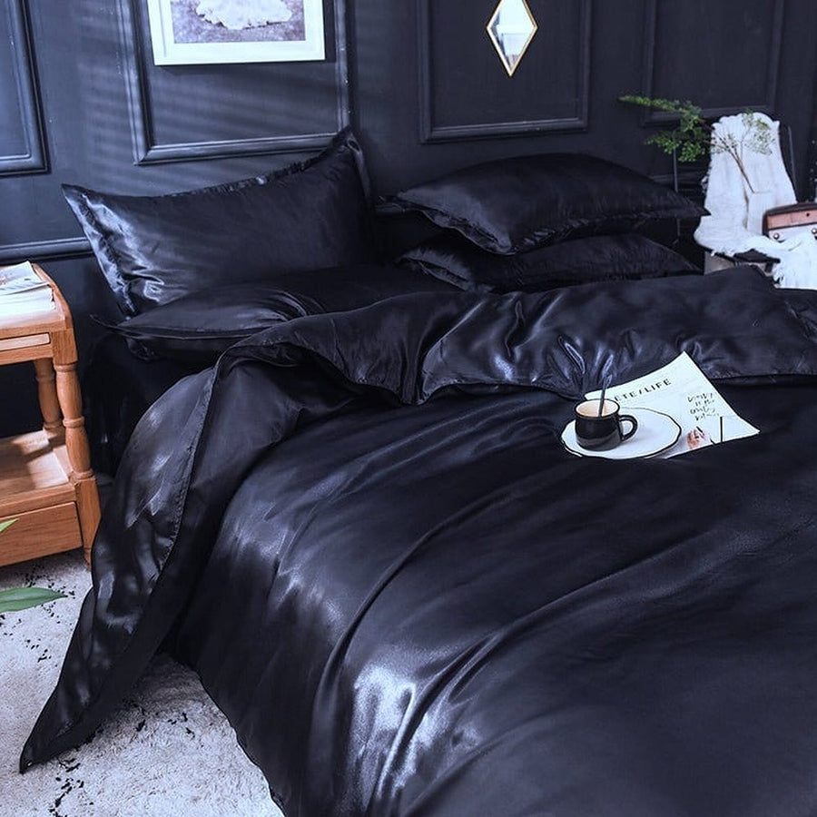 Bedding Set – Satin – Ink Black