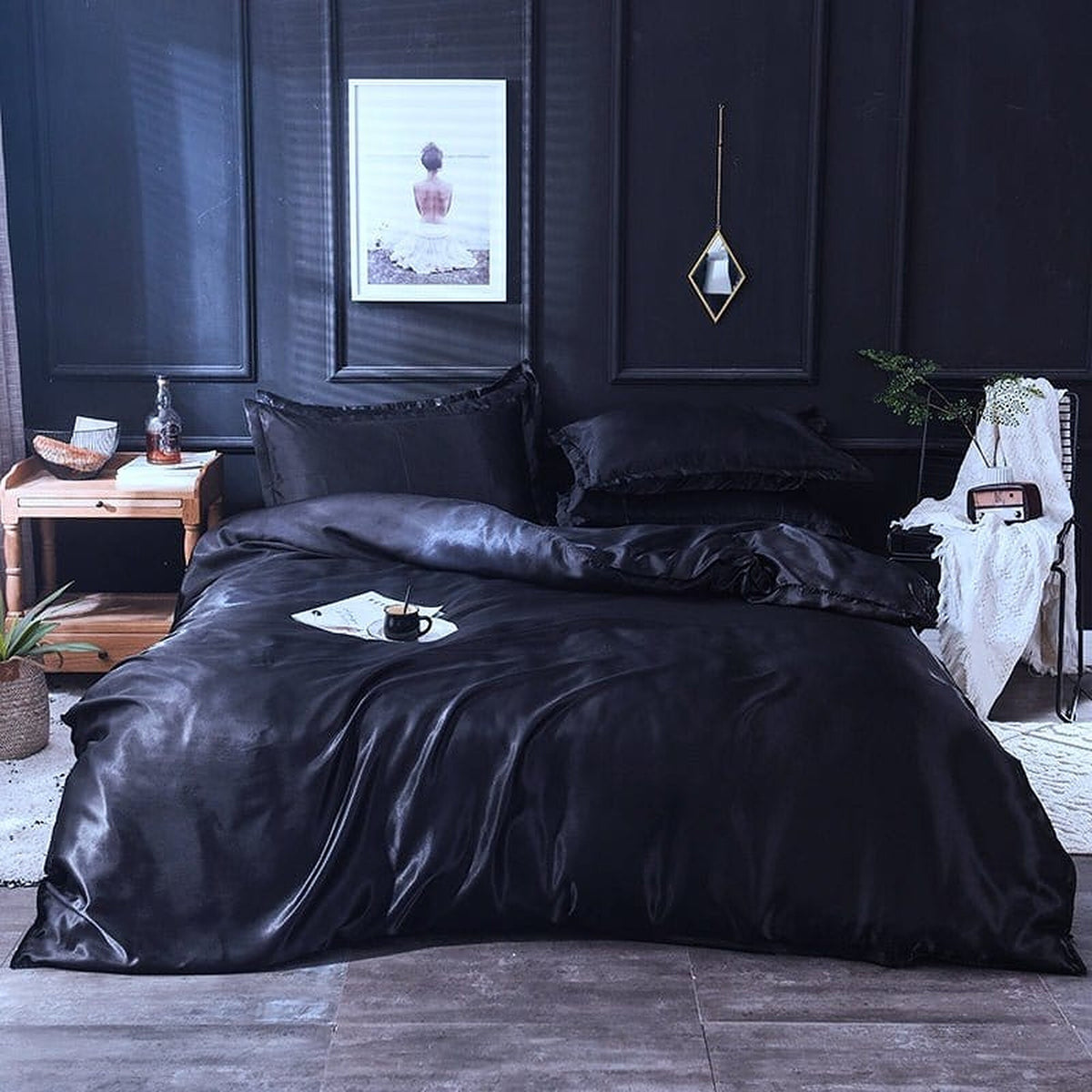 Bedding Set – Satin – Ink Black