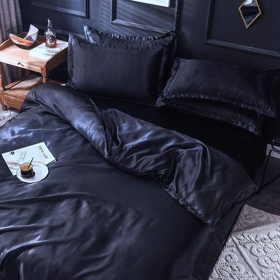 Bedding Set – Satin – Ink Black