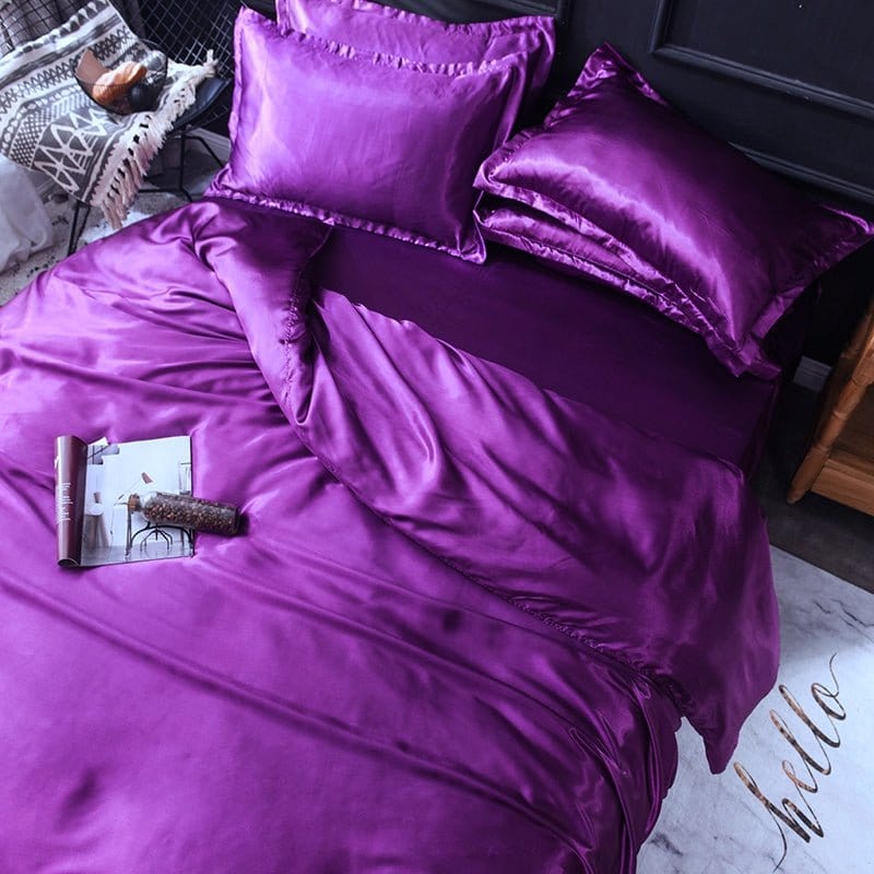Bedding Set – Satin – Plum
