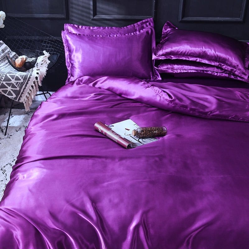 Bedding Set – Satin – Plum