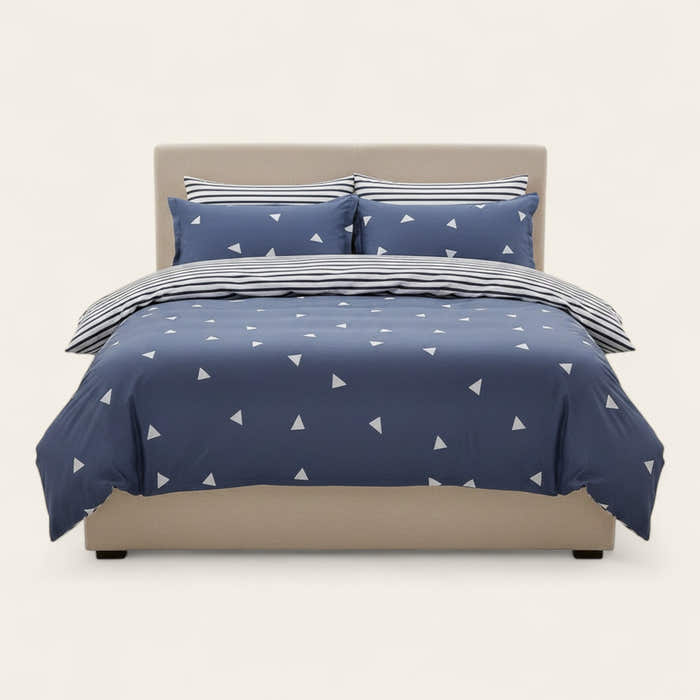 Bedding Set – Triangle Print – Midnight Navy