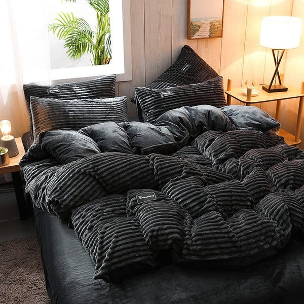 Bedding Set – Corduroy Velvet – Ink Black