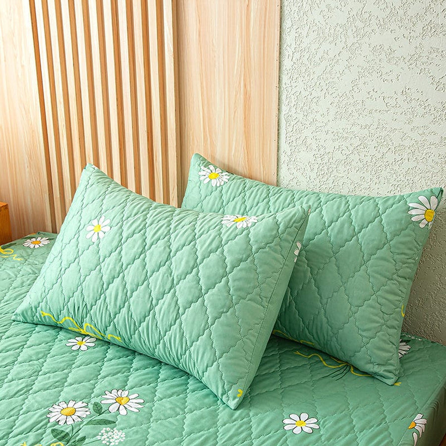 Fitted Sheet – Daisy Print – Sage Mist