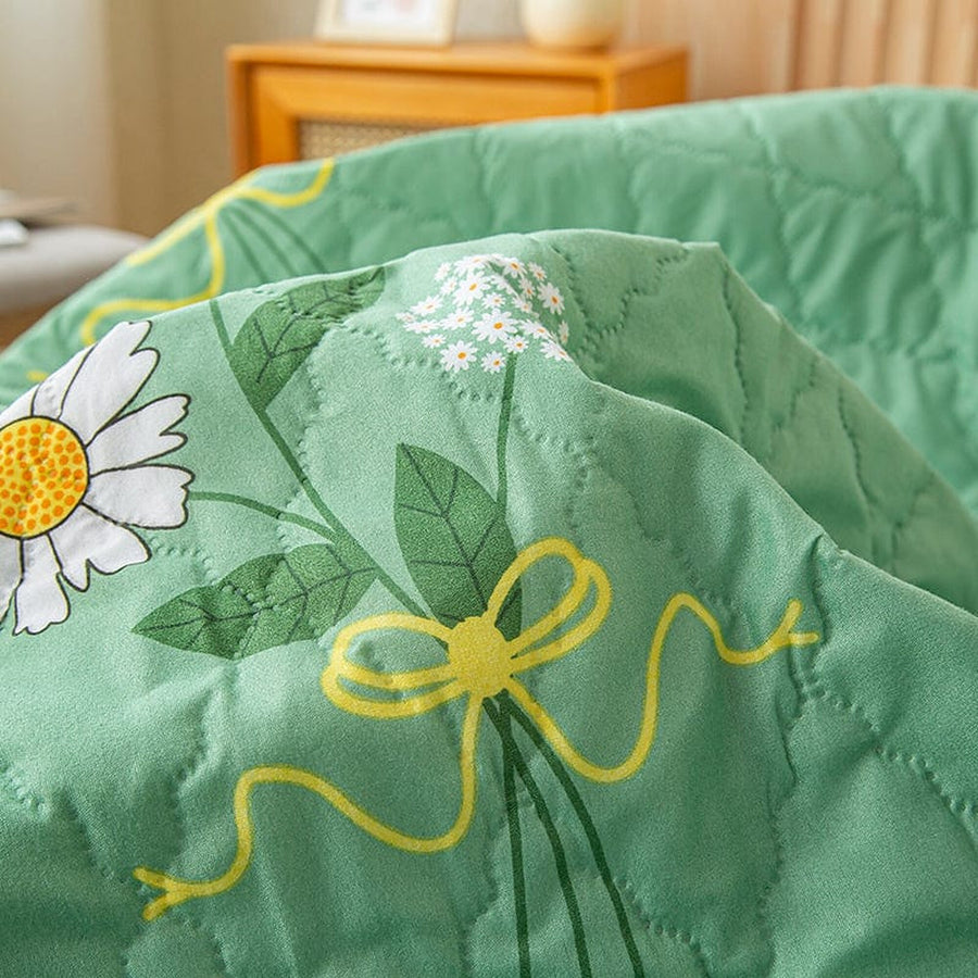 Fitted Sheet – Daisy Print – Sage Mist