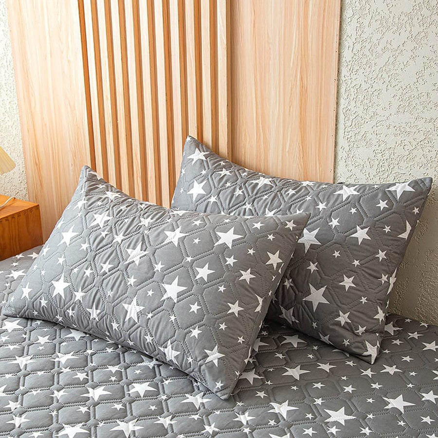 Fitted Sheet – Star Print – Charcoal