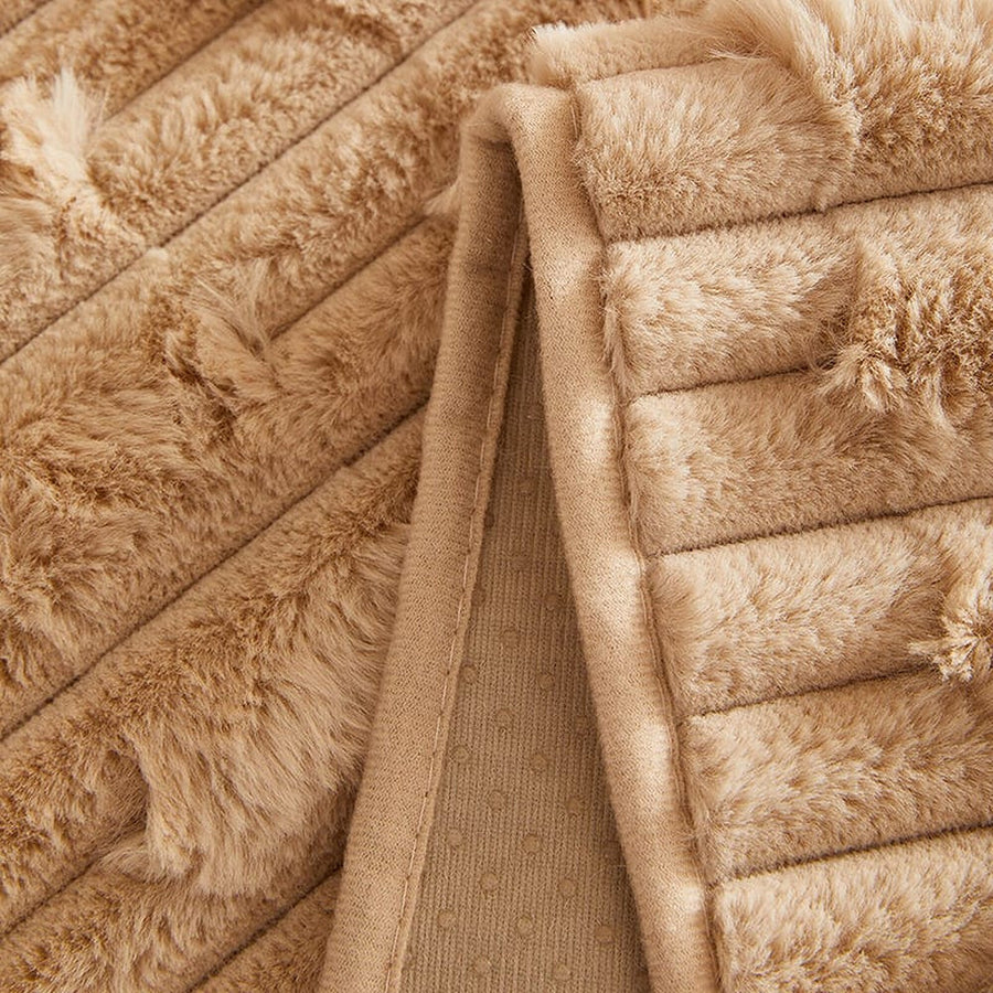 Non-Slip Sofa Cover – Quilted Waffle – Bouclé Sand