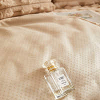 Non-Slip Sofa Cover – Quilted Waffle – Bouclé Sand