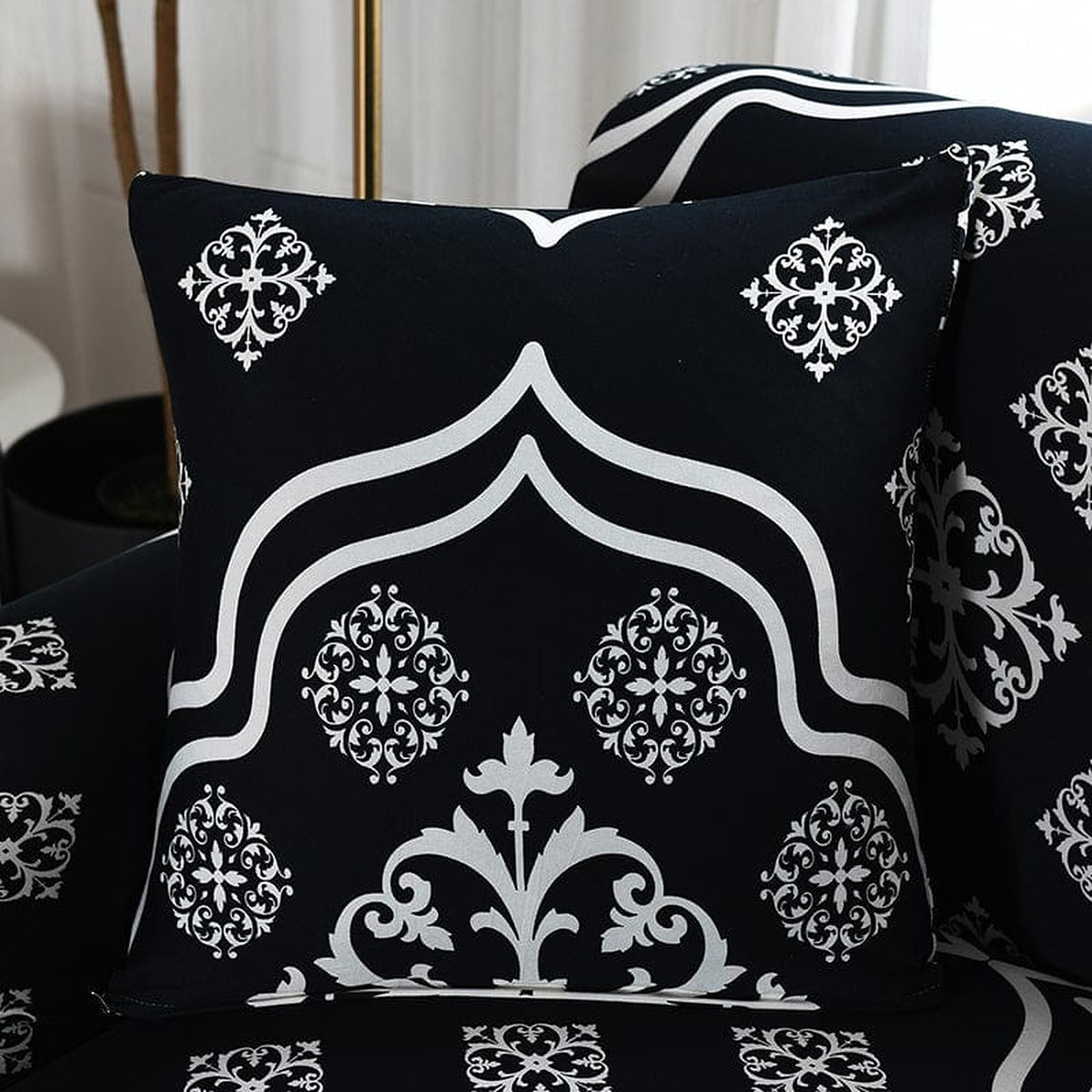 Pillow Cover – Moroccan Medallion – Ink Black