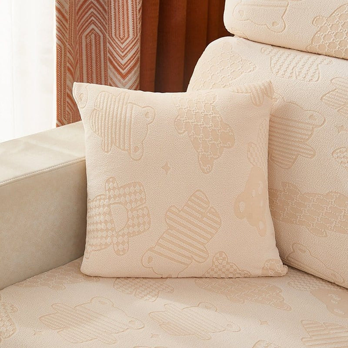Pillow Cover – Teddy Bear Print – Bouclé Sand