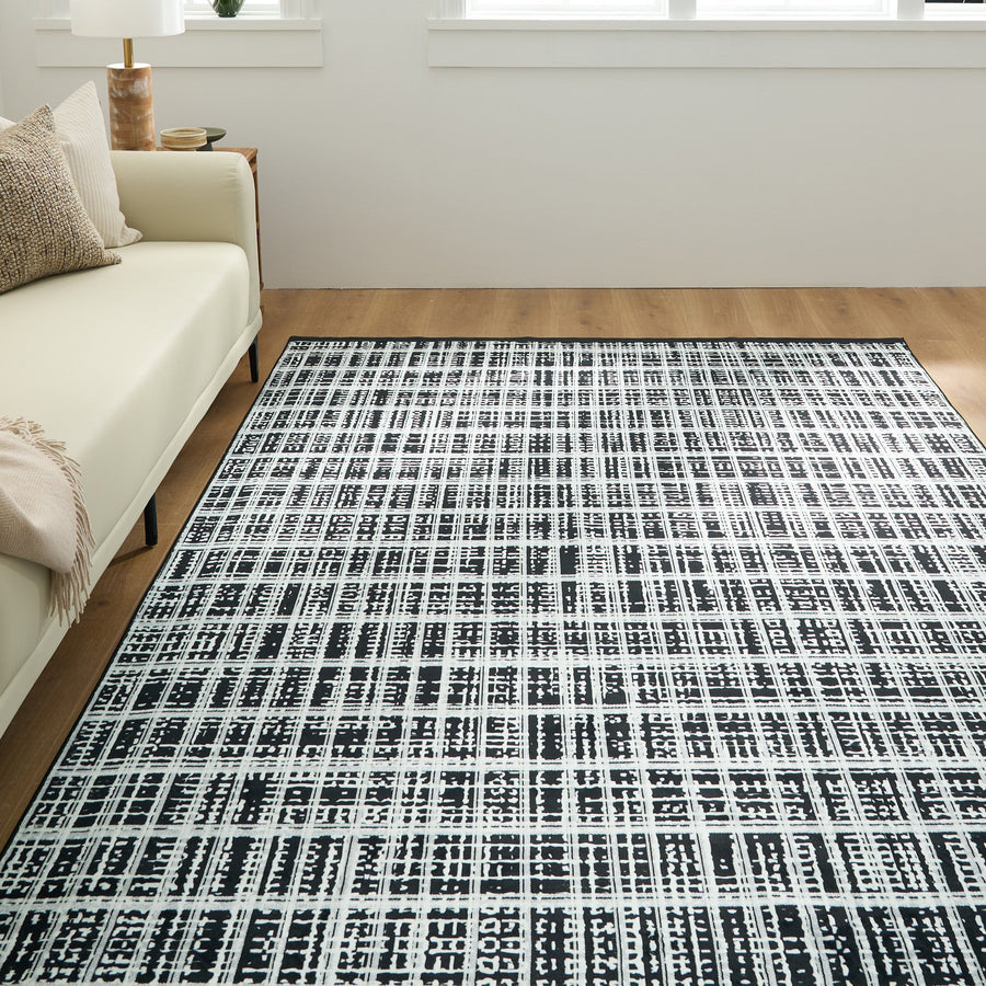 Rug – Distressed Grid – Ink Black