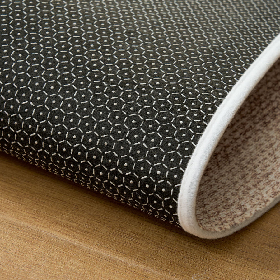Rug – Plain Weave Bordered – Bouclé Sand