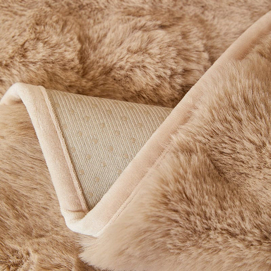 Non-Slip Sofa Cover – Velvet Brick – Bouclé Sand