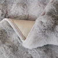 Non-Slip Sofa Cover – Velvet Quilted – Pearl Grey