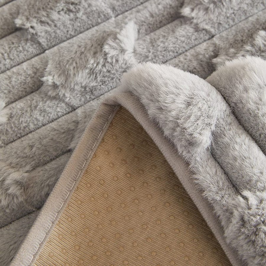 Non-Slip Sofa Cover – Velvet Brick – Pearl Grey