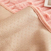 Non-Slip Sofa Cover – Quilted Brick – Soft Blush