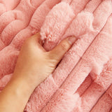 Non-Slip Sofa Cover – Quilted Brick – Soft Blush