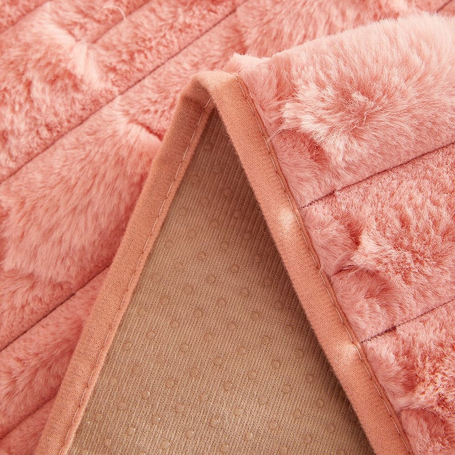 Non-Slip Sofa Cover – Quilted Brick – Soft Blush
