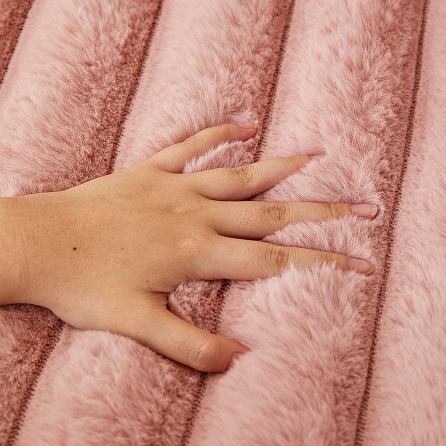 Non-Slip Sofa Cover – Velvet Ribbed – Soft Blush