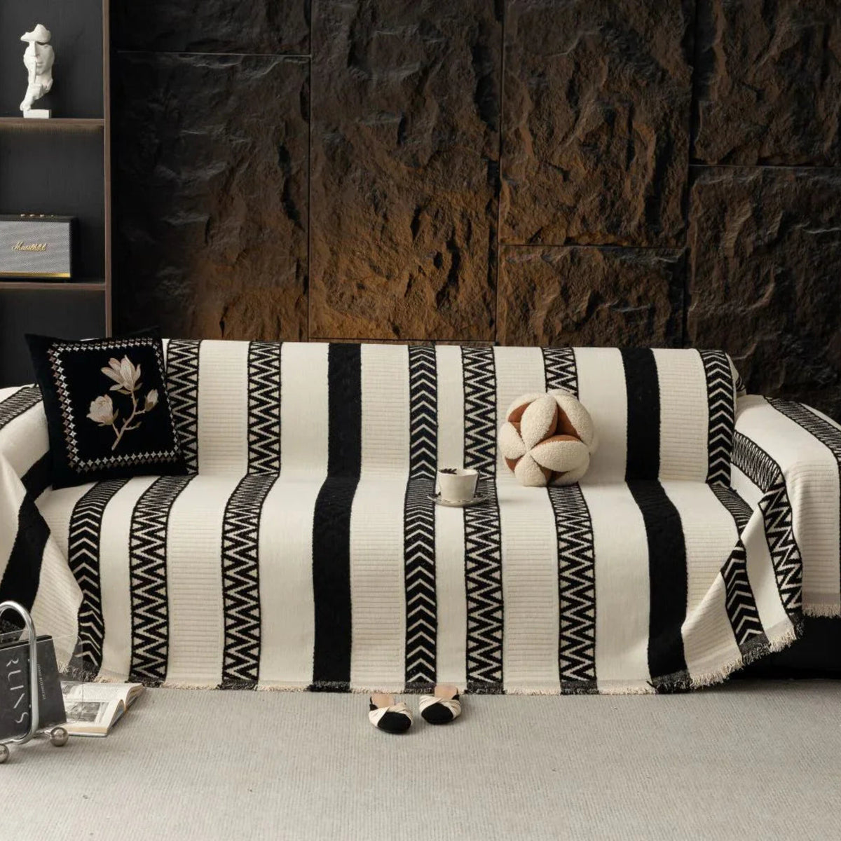 Sofa Throw – Striped – Ink Black