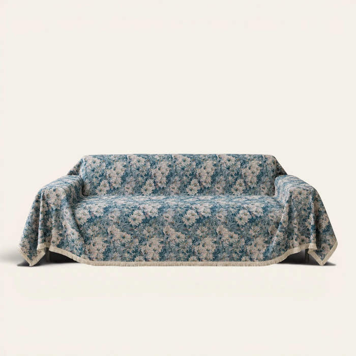 Sofa Throw – Classic Floral – Blue Bouquet